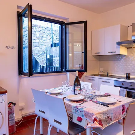 Giglio Blu Lägenhet